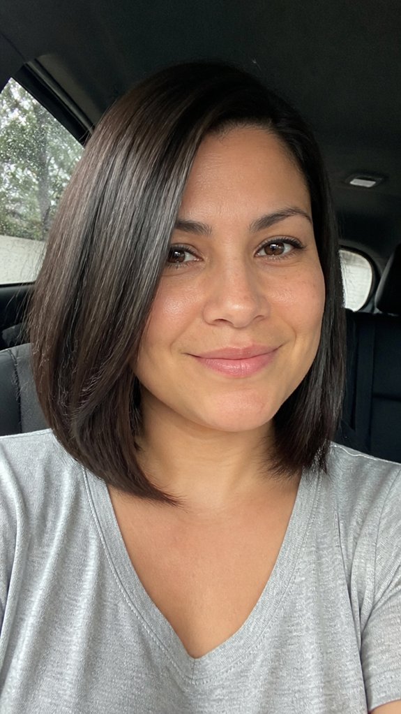 sleek chin grazing lob silhouette